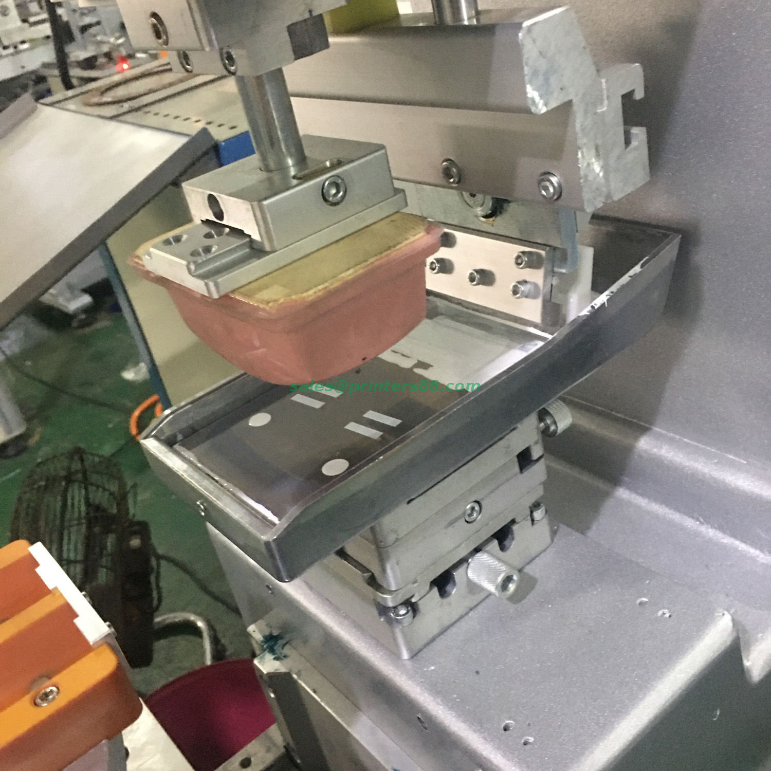 Automatic Spring Pad Printing Machine ( HX-400RJ/4-P)